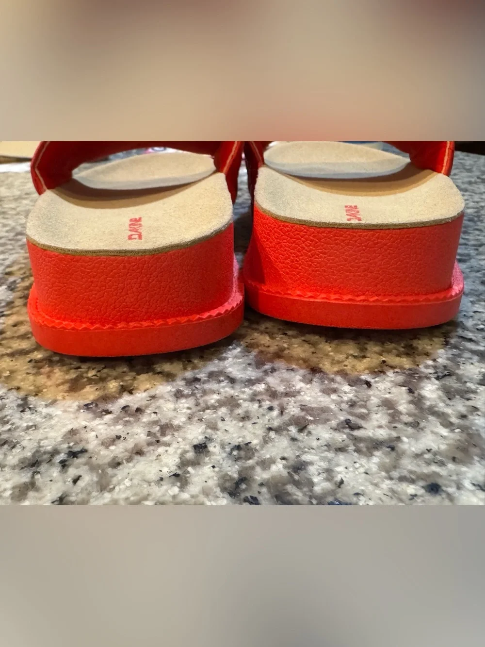 Dakine Quilted Red Slide Sandals